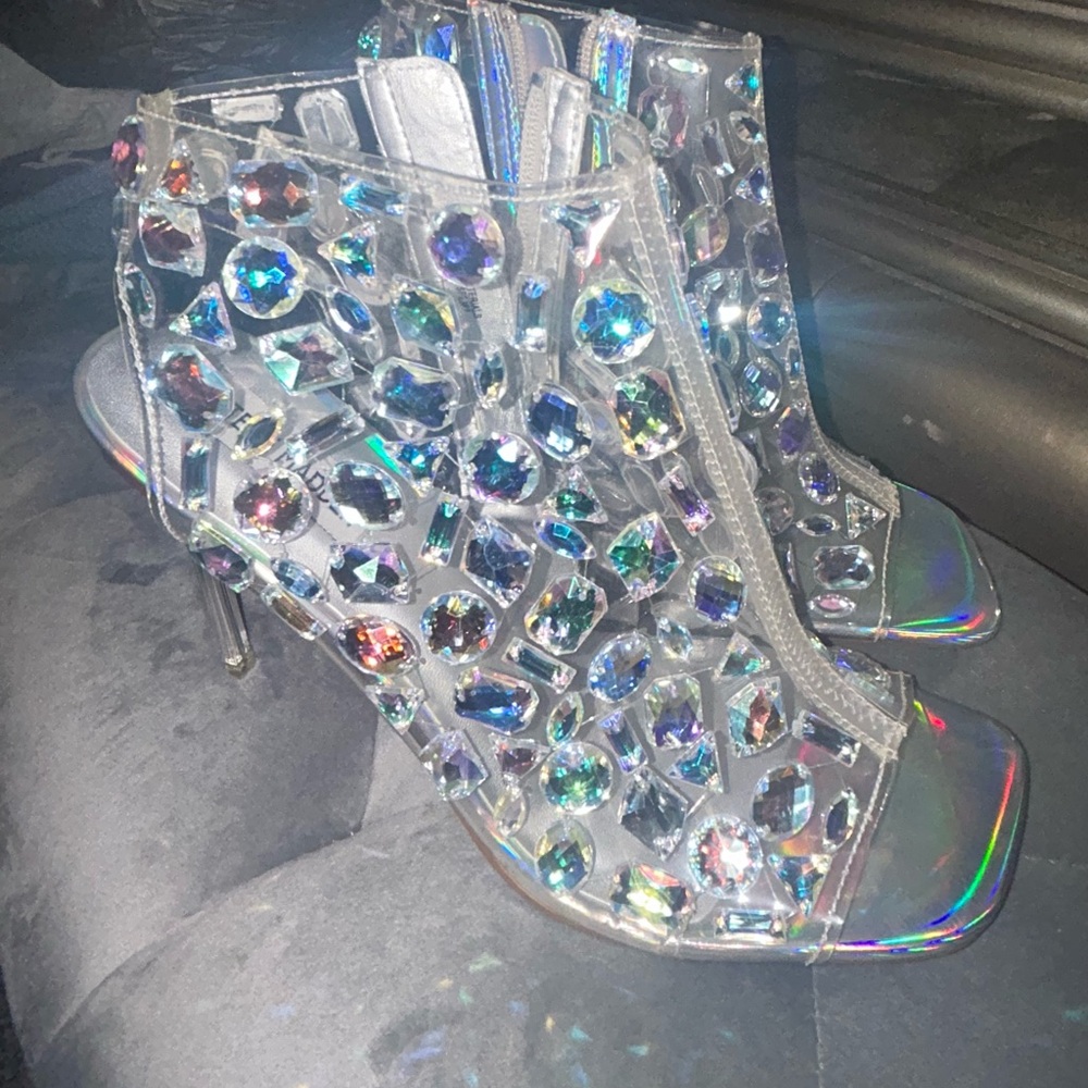 Steve Madden Silver Gemstone Heels